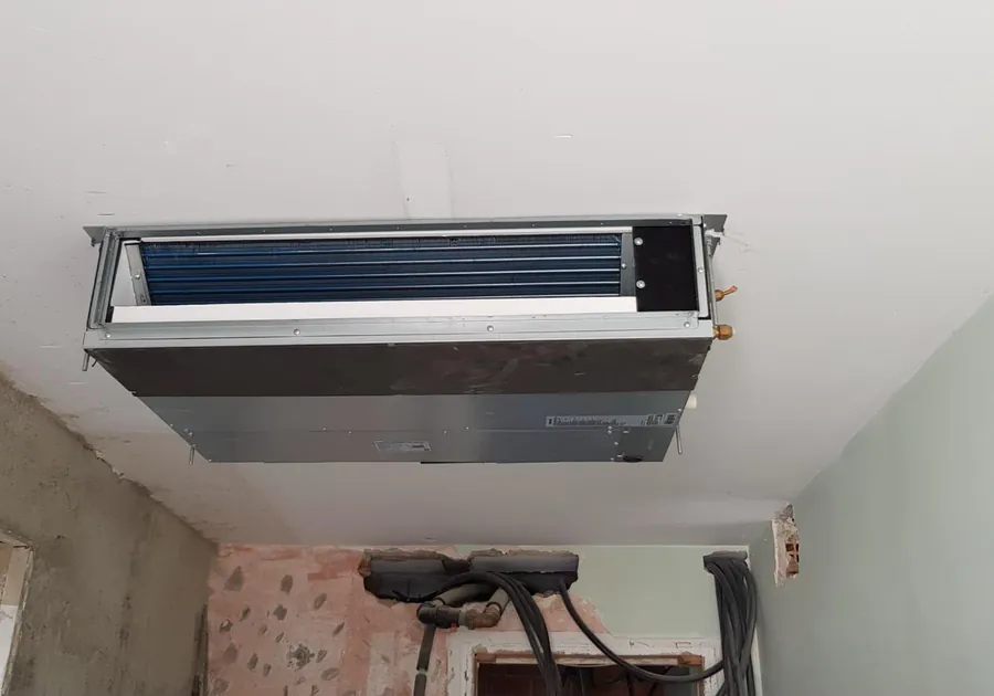 Ducted unit fitted to the ceiling